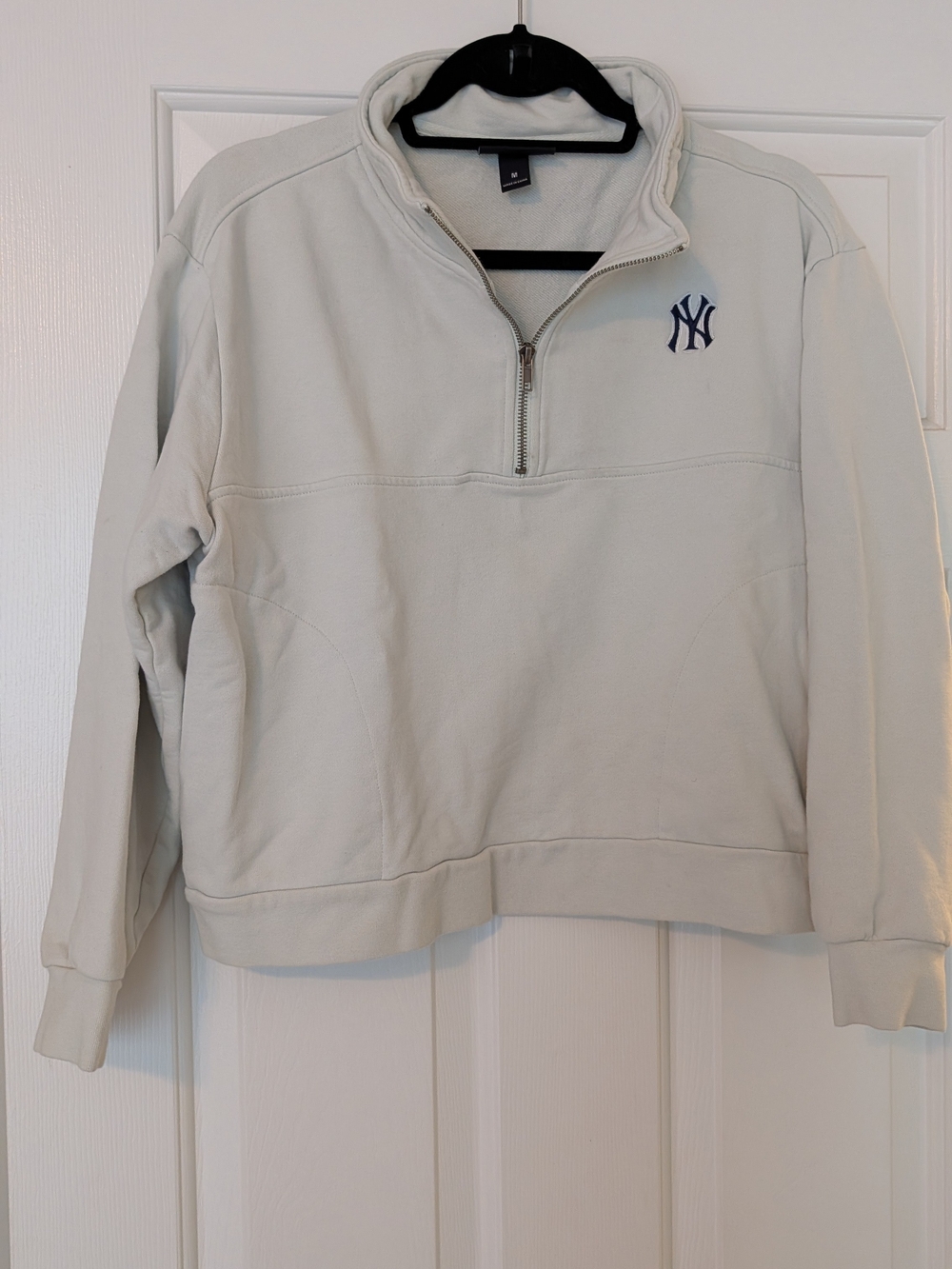 NY Yankees Light Mint Quarter-Zip Sweatshirt
